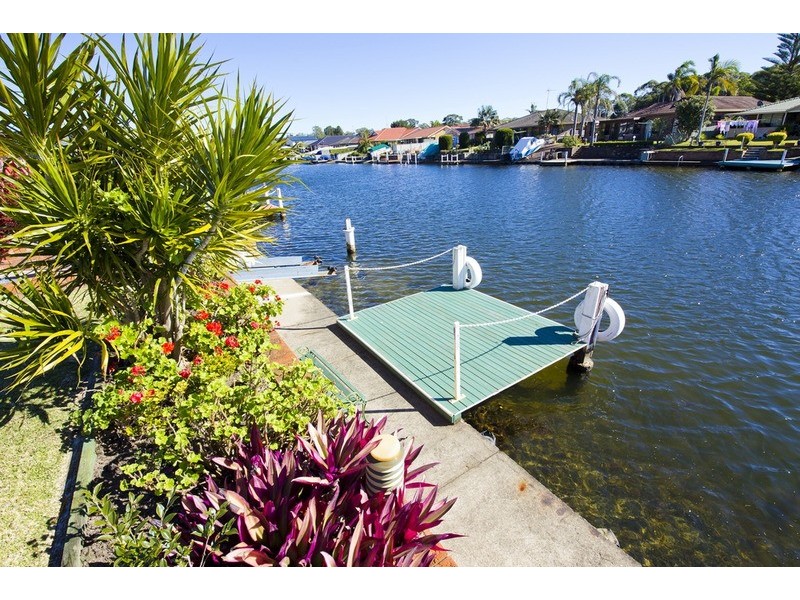 17 Friendship Key, Forster NSW 2428