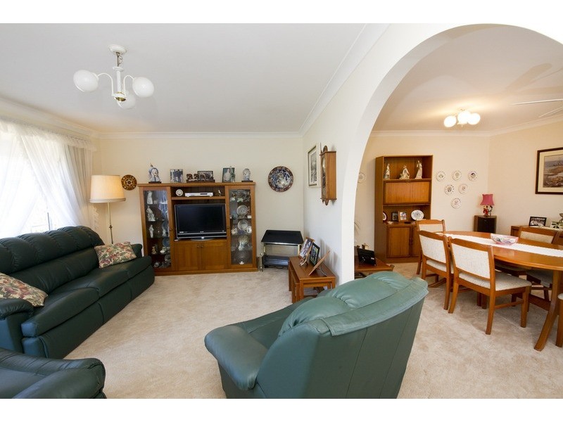 17 Friendship Key, Forster NSW 2428