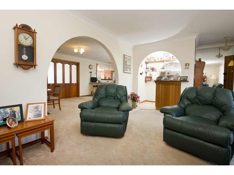 17 Friendship Key, Forster NSW 2428