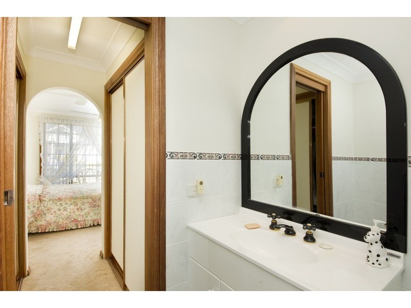 17 Friendship Key, Forster NSW 2428