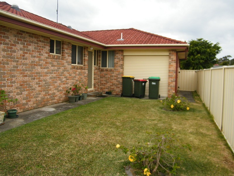 11 Bennett Place, Forster NSW 2428