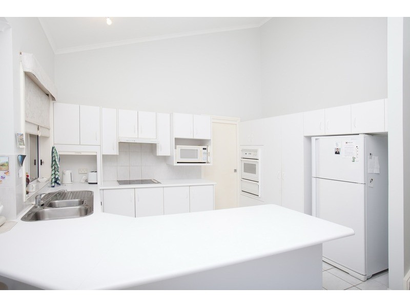 8 Lutea  Place, Forster NSW 2428