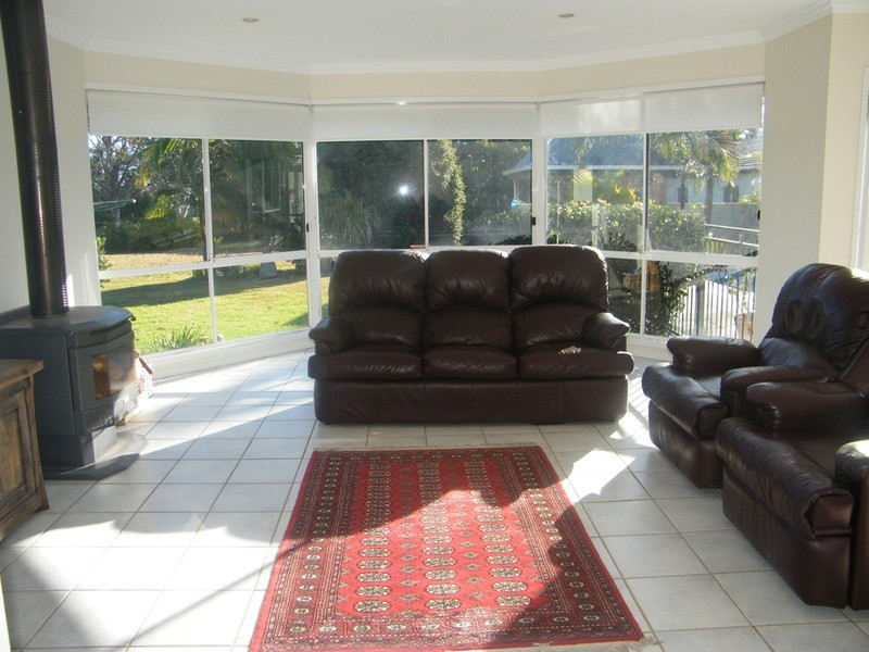 8 Fleeting Place, Tuncurry NSW 2428