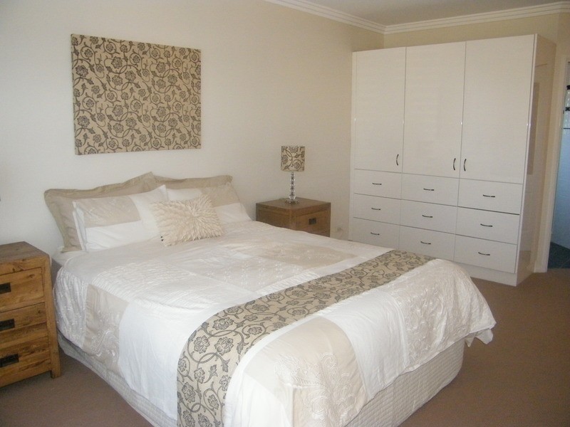 8 Fleeting Place, Tuncurry NSW 2428