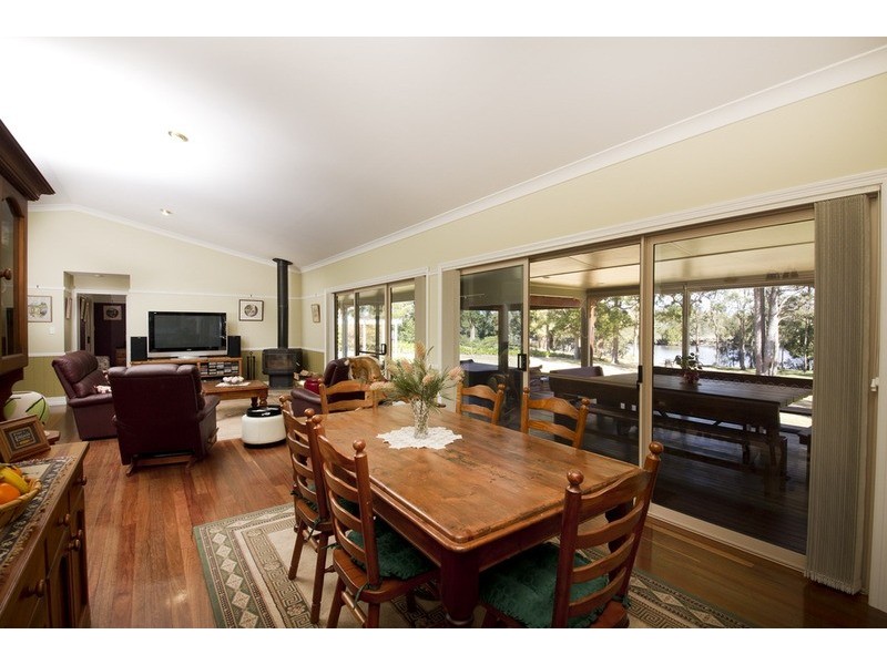 2 Riverview Place, Darawank NSW 2428