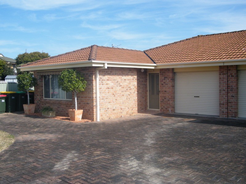2/7 Wills Court, Forster NSW 2428