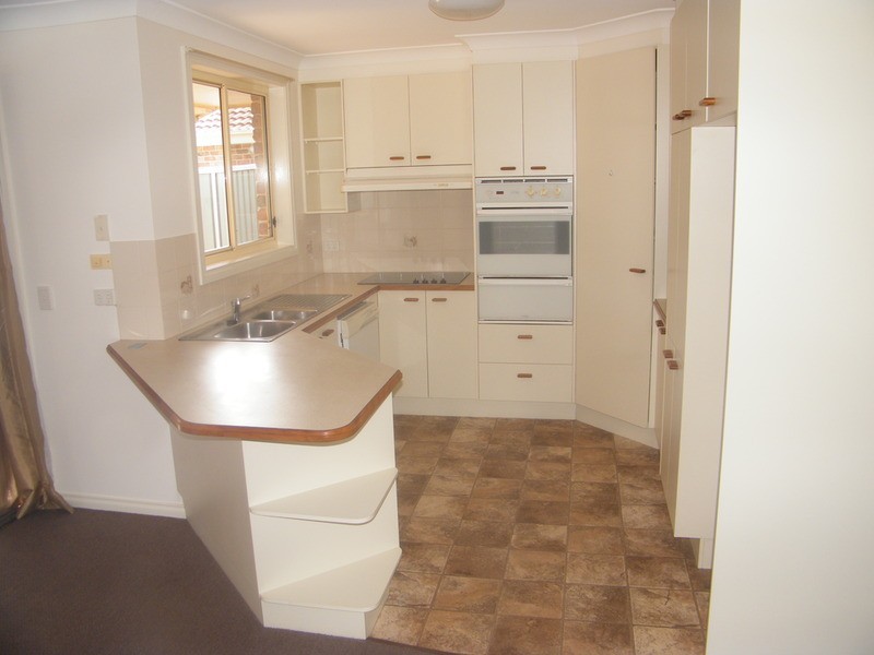 2/7 Wills Court, Forster NSW 2428
