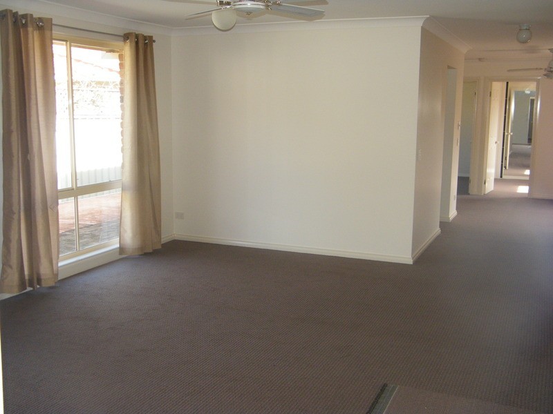 2/7 Wills Court, Forster NSW 2428