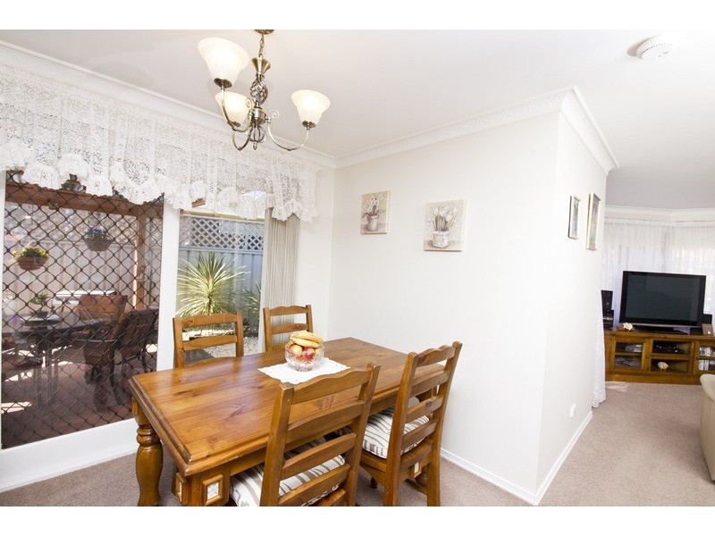 1/4 Wallamba Close, Tuncurry NSW 2428