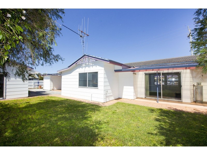 7 Strand Street, Forster NSW 2428