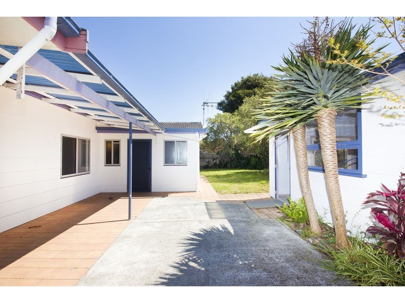 7 Strand Street, Forster NSW 2428