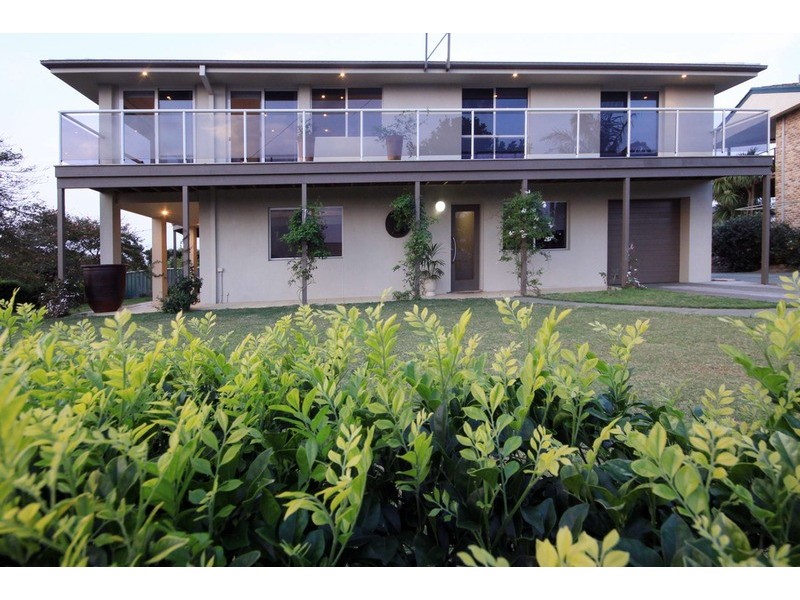 78 Lakeview Crescent, Forster NSW 2428