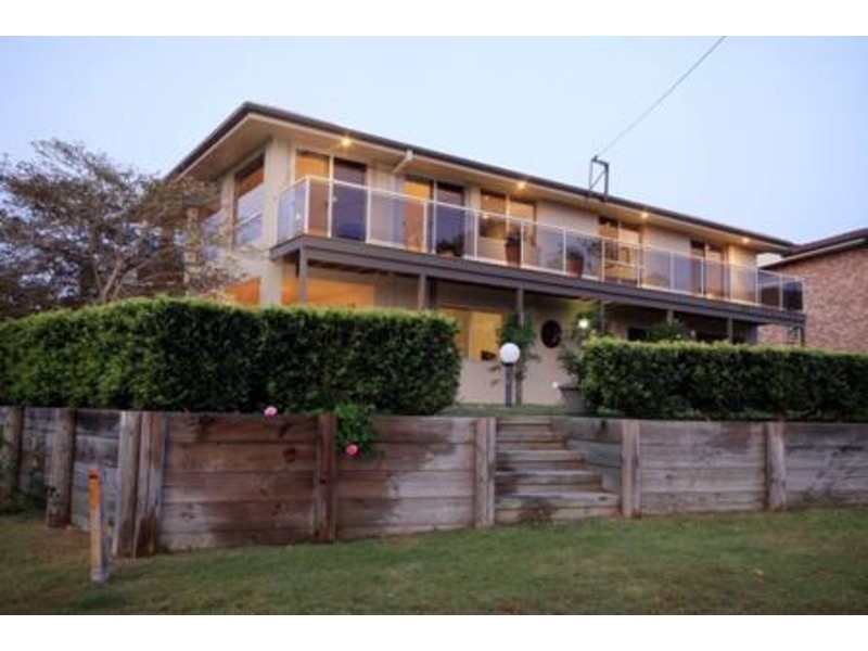 78 Lakeview Crescent, Forster NSW 2428