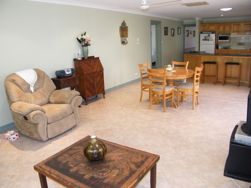 4 Lachlan Avenue, Tuncurry NSW 2428