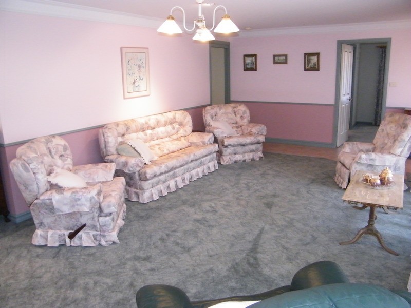 4 Lachlan Avenue, Tuncurry NSW 2428