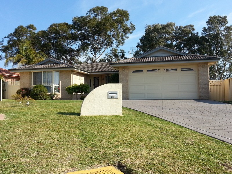 25 The Mews, Forster NSW 2428