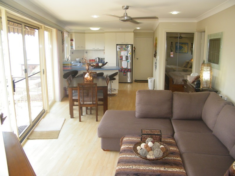 4/33 Main Street, Hallidays Point NSW 2430