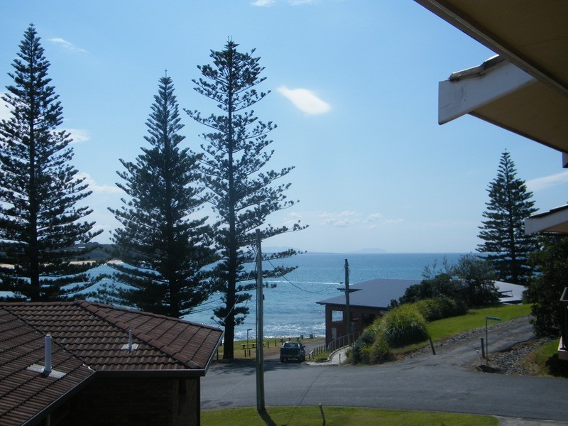 4/33 Main Street, Hallidays Point NSW 2430