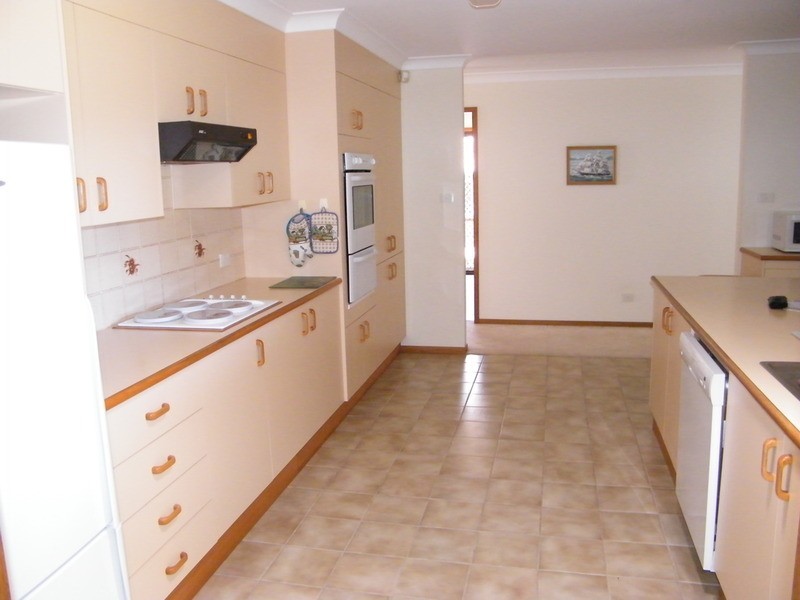 51 Boundary Street, Forster NSW 2428