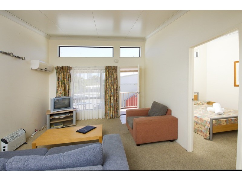 91-95  MacIntosh Street, Forster NSW 2428