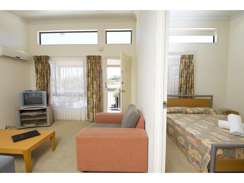 91-95  MacIntosh Street, Forster NSW 2428