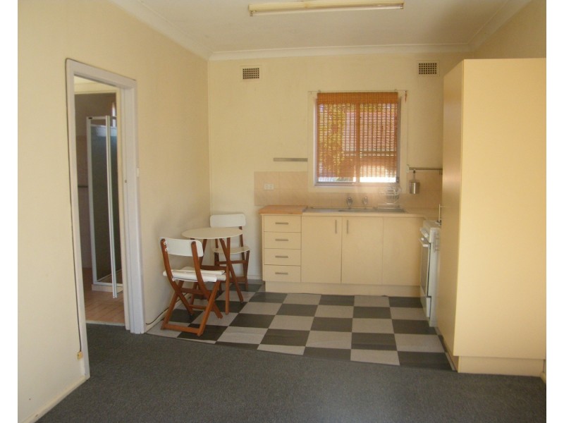 4/10 Macintosh Street, Forster NSW 2428