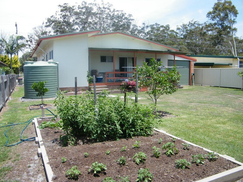 150 The Lakesway, Forster NSW 2428