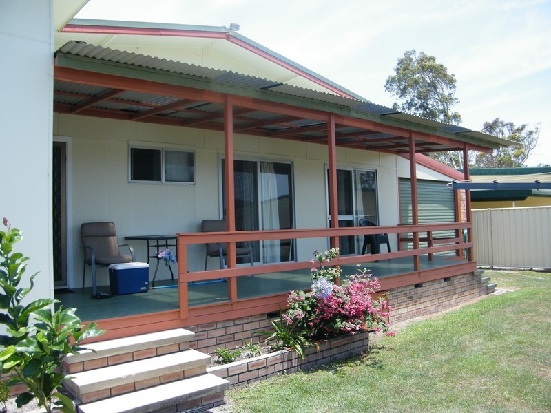 150 The Lakesway, Forster NSW 2428