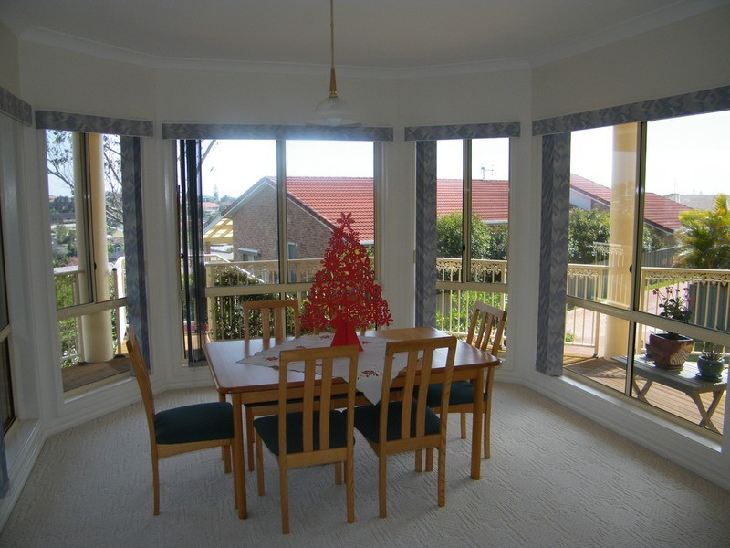 21 Zamia Place, Forster NSW 2428