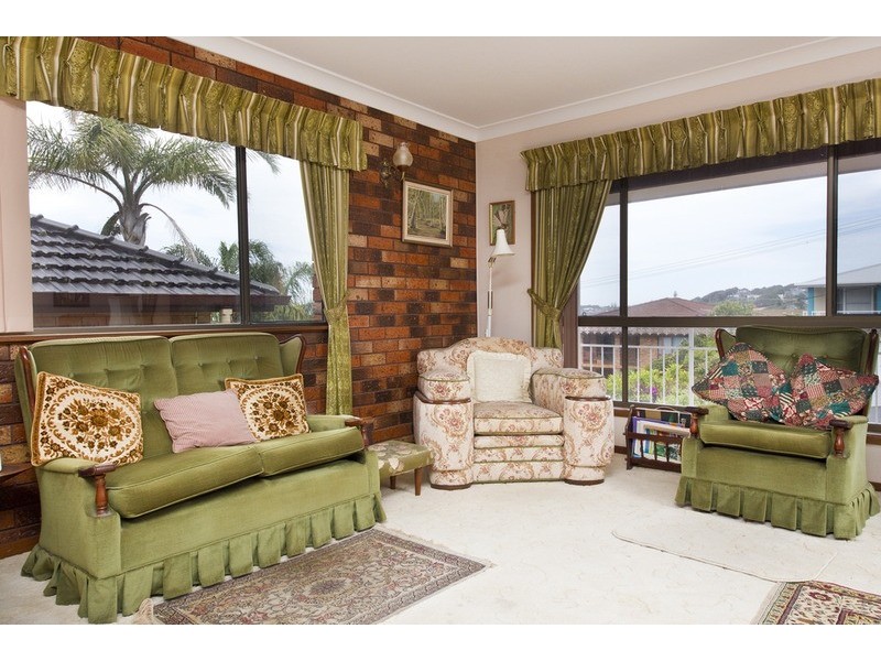 17 Sunbakers  Drive, Forster NSW 2428