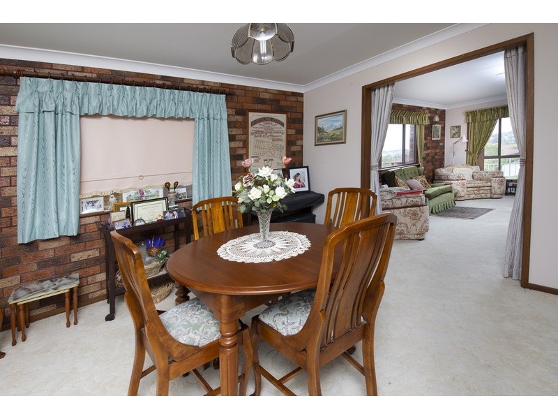 17 Sunbakers  Drive, Forster NSW 2428
