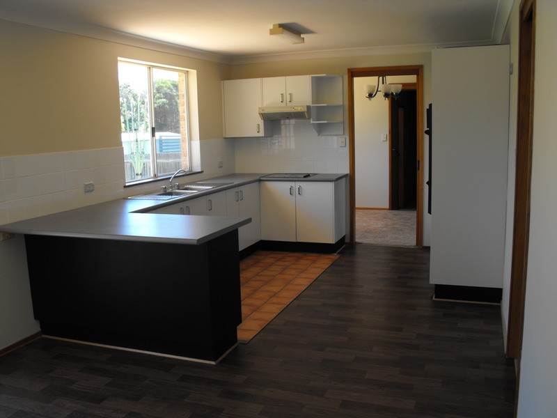 18 Adina  Close, Forster NSW 2428