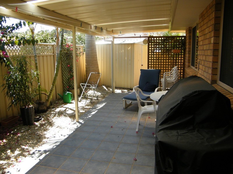 2/22 Livistona Drive, Forster NSW 2428