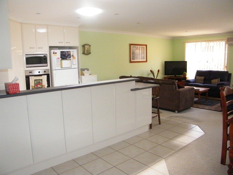 2/22 Livistona Drive, Forster NSW 2428