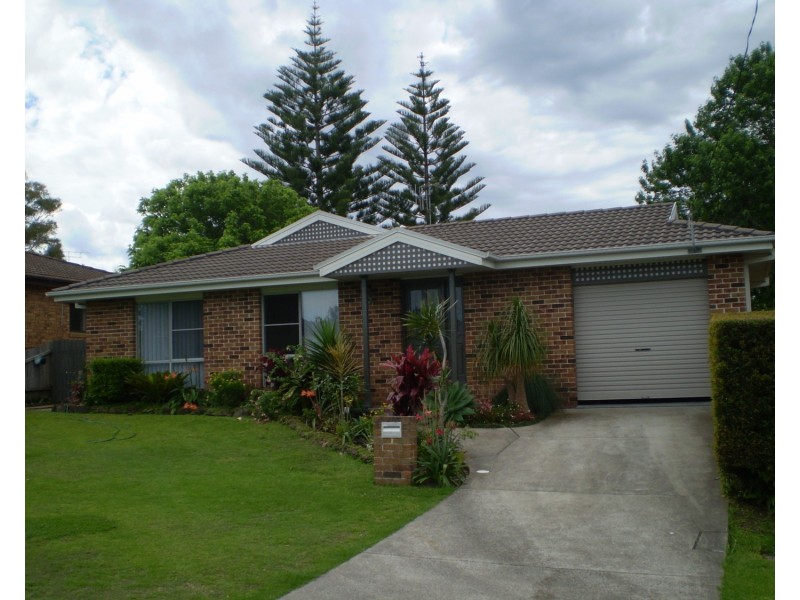 33 Carribean Avenue, Forster NSW 2428