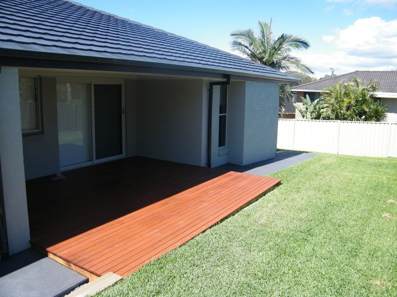 37 Lakeview Crescent, Forster NSW 2428