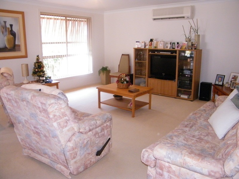 2/35 Livistona Drive, Forster NSW 2428