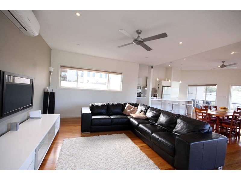 6 The Boulevarde, Hallidays Point NSW 2430