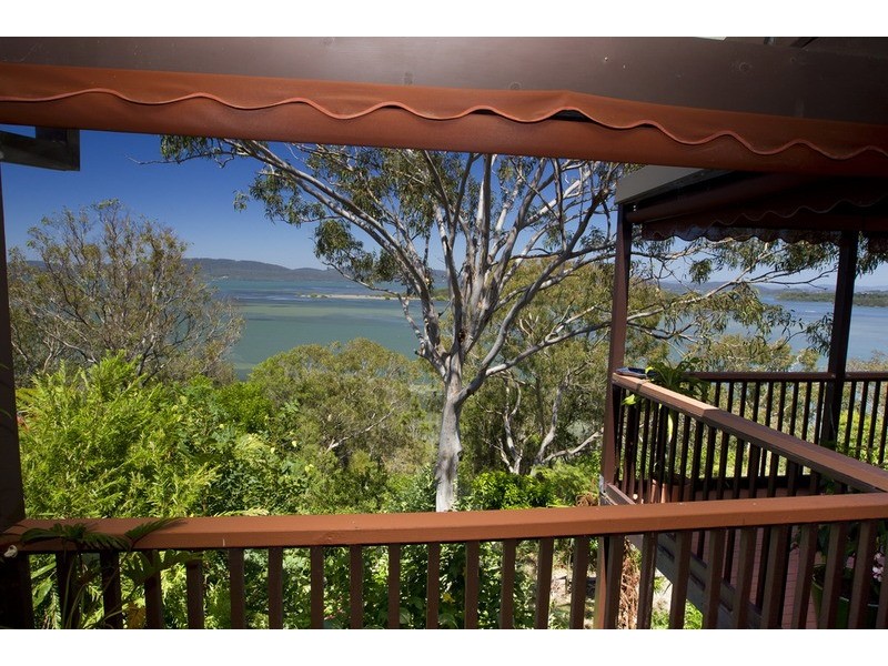 77 Green Point Drive, Green Point NSW 2428