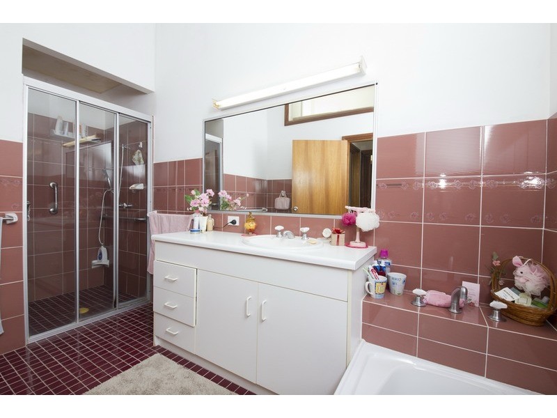 77 Green Point Drive, Green Point NSW 2428