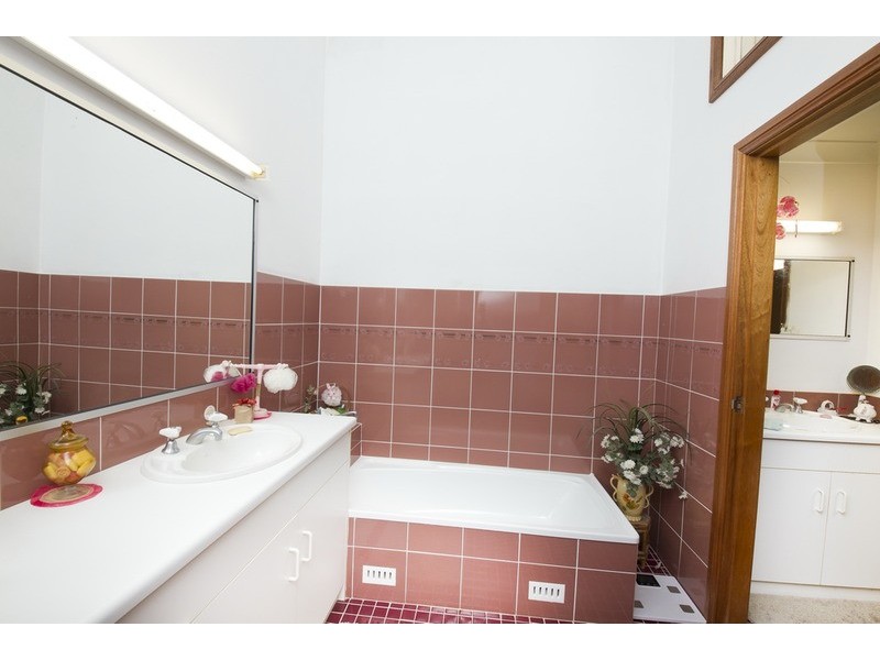 77 Green Point Drive, Green Point NSW 2428
