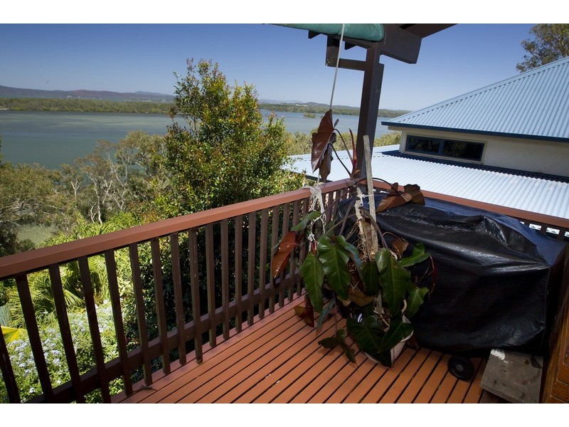 77 Green Point Drive, Green Point NSW 2428
