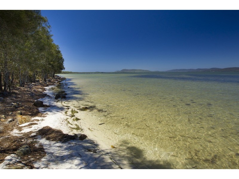 77 Green Point Drive, Green Point NSW 2428