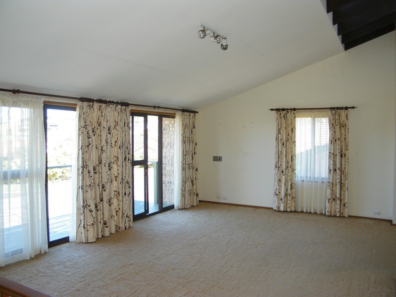 77  Pioneer Drive, Forster NSW 2428