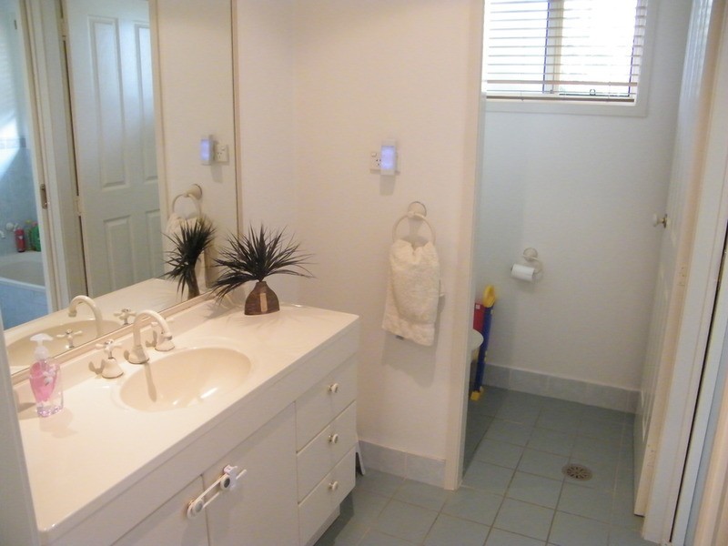 41 Seabreeze Parade, Green Point NSW 2428