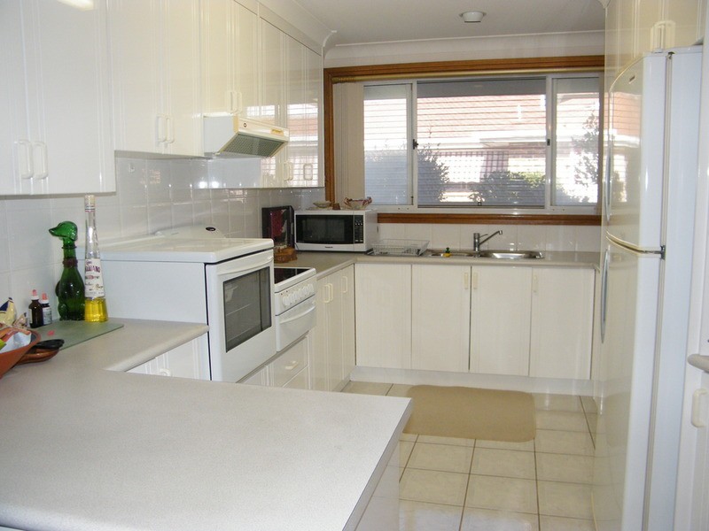 1/83 Hind  Avenue, Forster NSW 2428