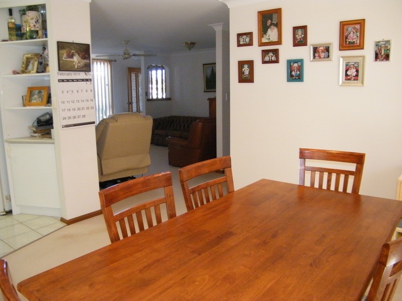 1/83 Hind  Avenue, Forster NSW 2428