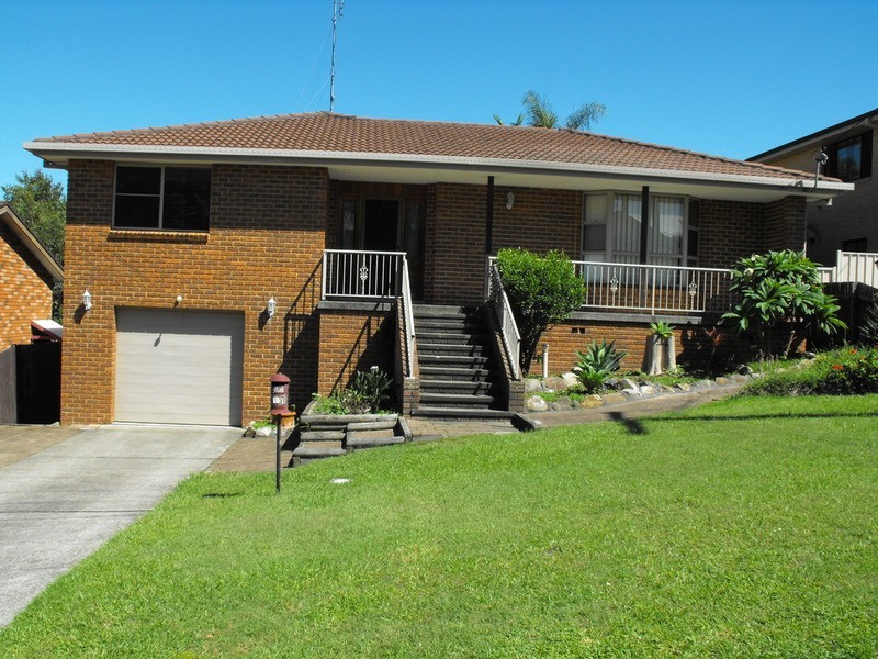 13 Surfview Avenue, Forster NSW 2428