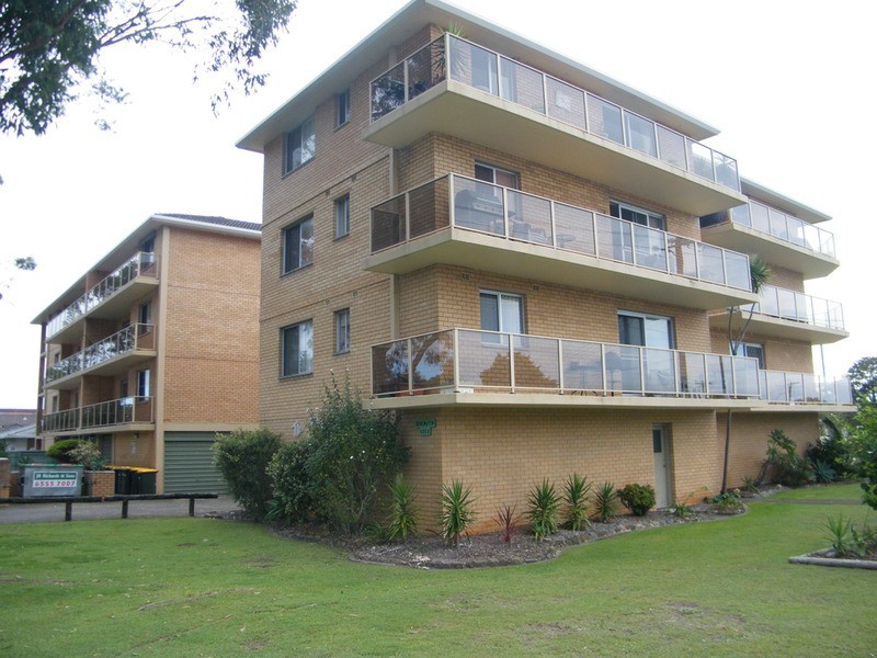 2/31 Wharf Street, Tuncurry NSW 2428