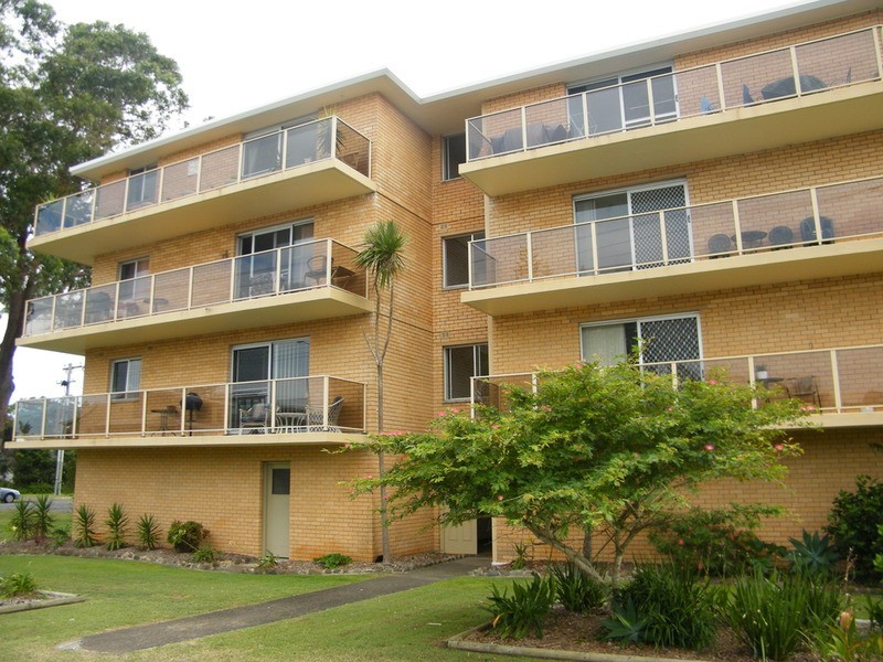 2/31 Wharf Street, Tuncurry NSW 2428